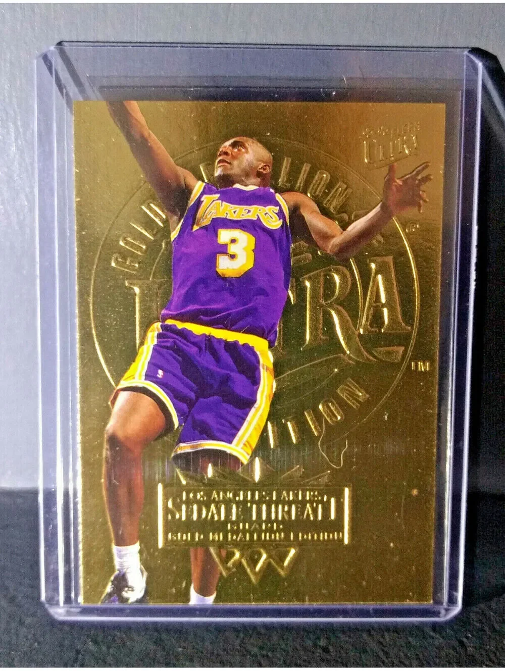1995-96 Sedale Threatt Fleer Ultra Gold Medallion #91 Basketball Card